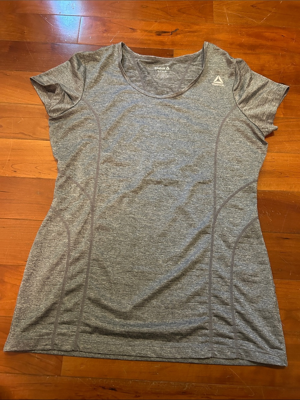 Reebok Women's Skulpted Heather Gray Performance Short Sleeve Tee
